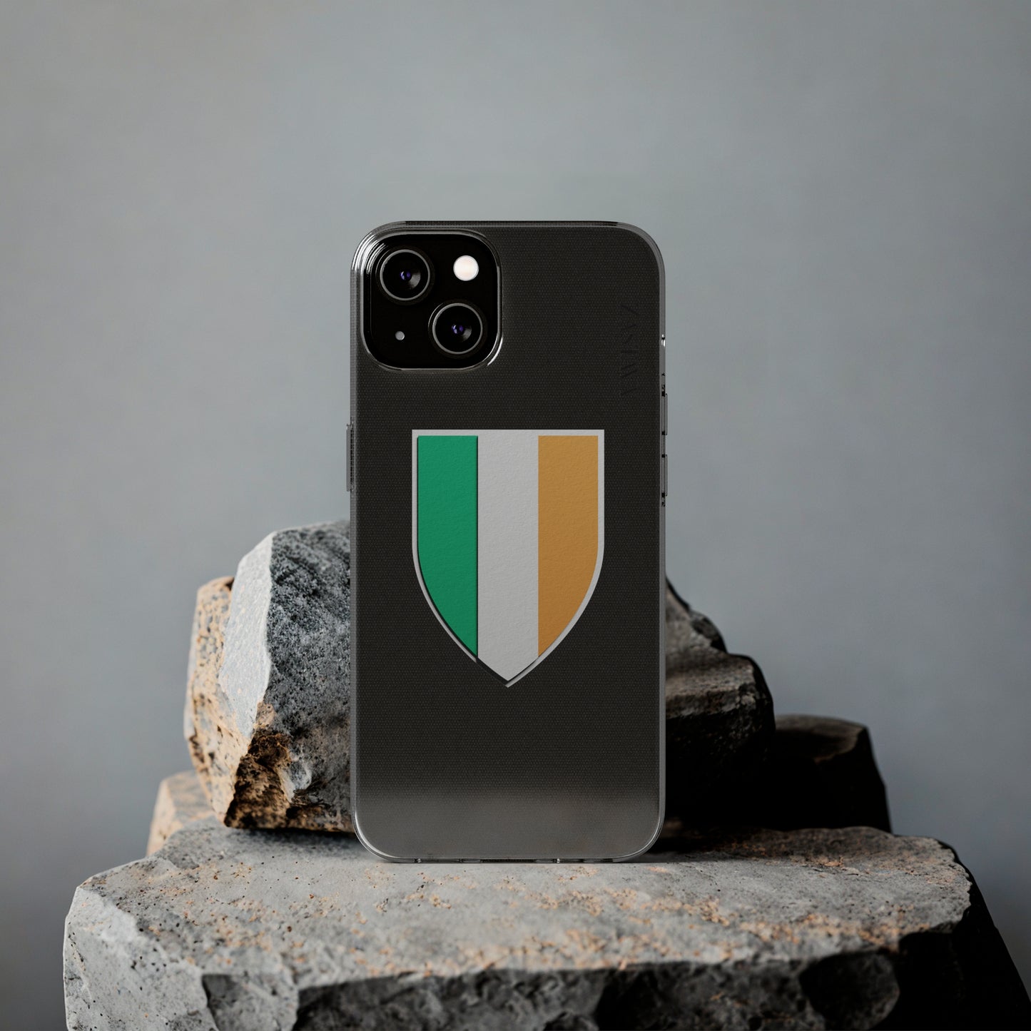 Ireland Case iPhone 14 Shield Emblem