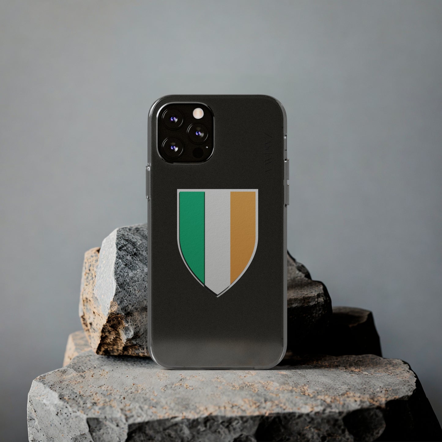 Ireland Case iPhone 12/12 Pro Shield Emblem