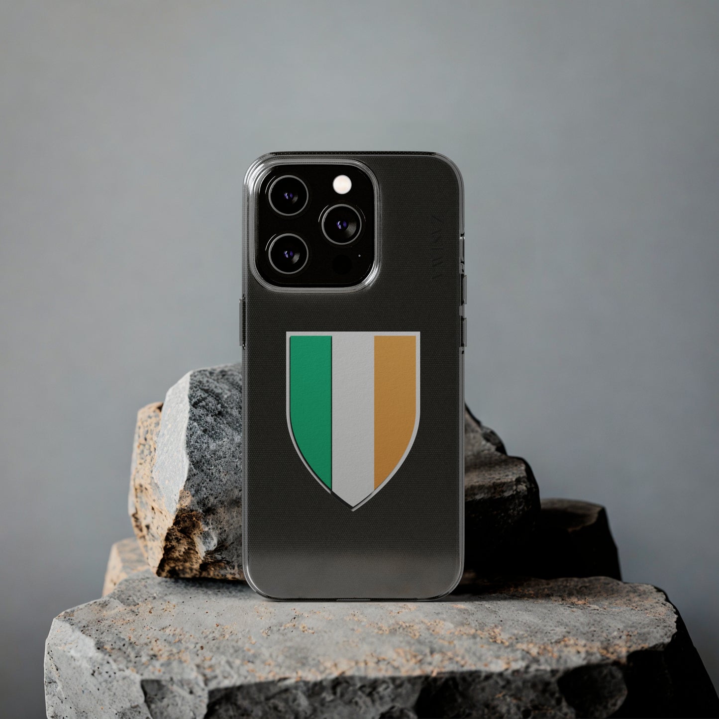 Ireland Case iPhone 14 Pro Shield Emblem